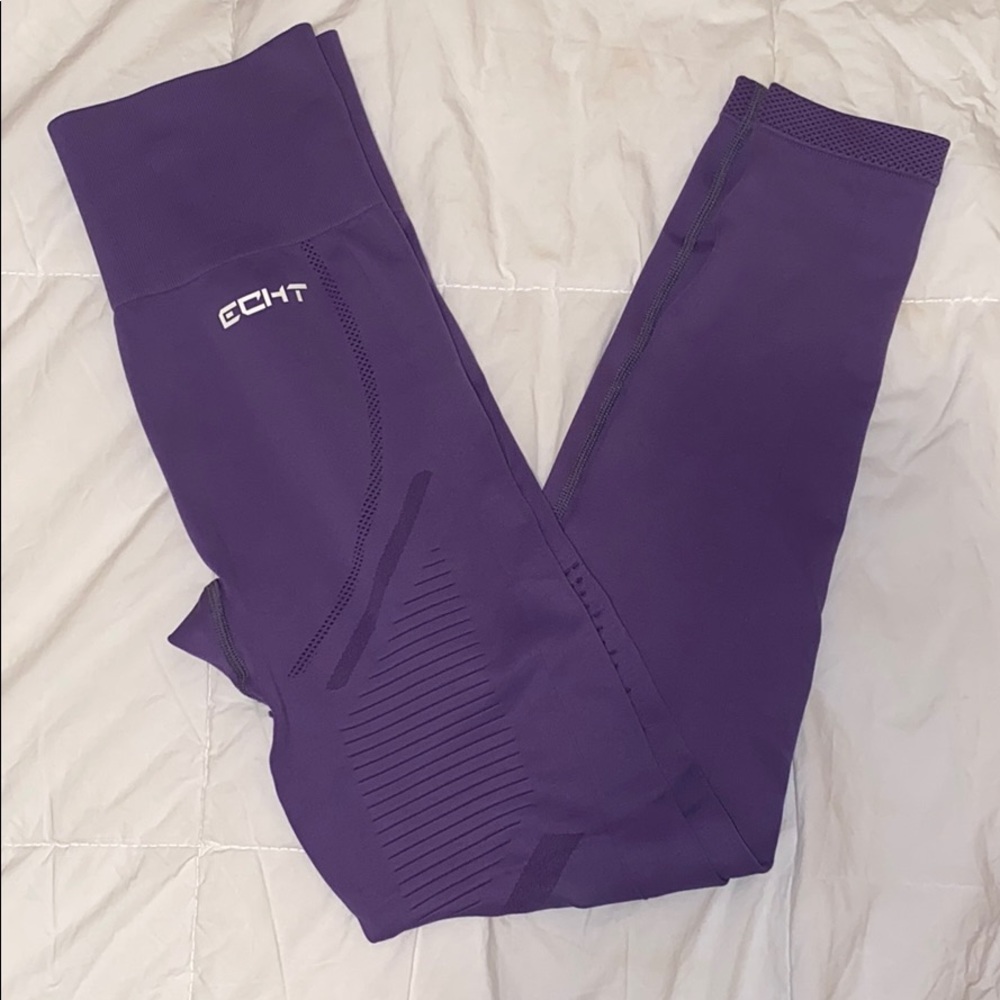 NWOT Echt apparel Arise leggings in Dewberry